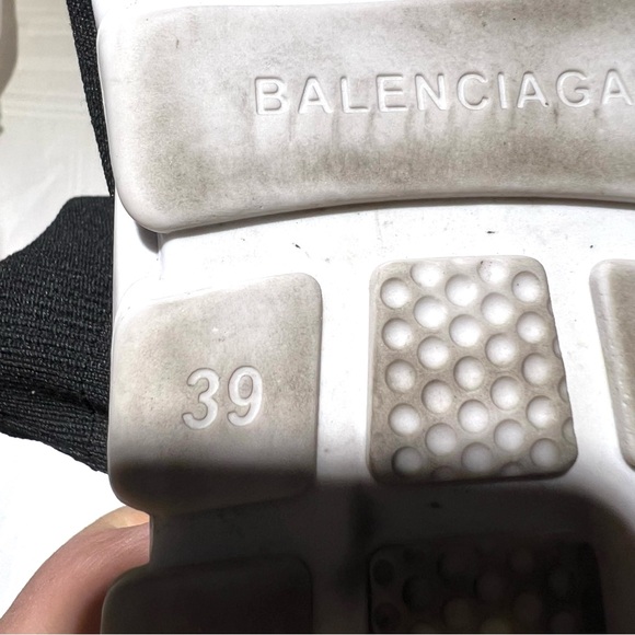 AUTHENTIC BALENCIAGA SHOES, SPEED 2.0 SOCK SNEAKERS , 39 - Picture 7 of 7